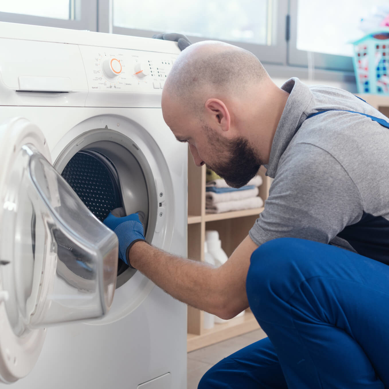 Washer and dryer repair technician in Salem Oregon