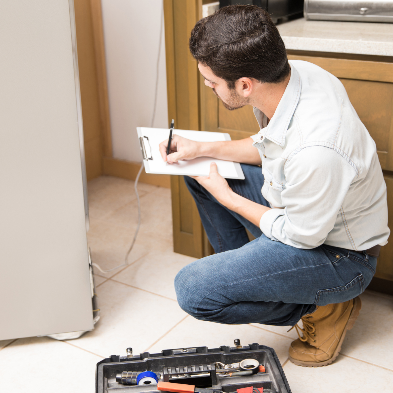 Freezer repair technician in Salem Oregon